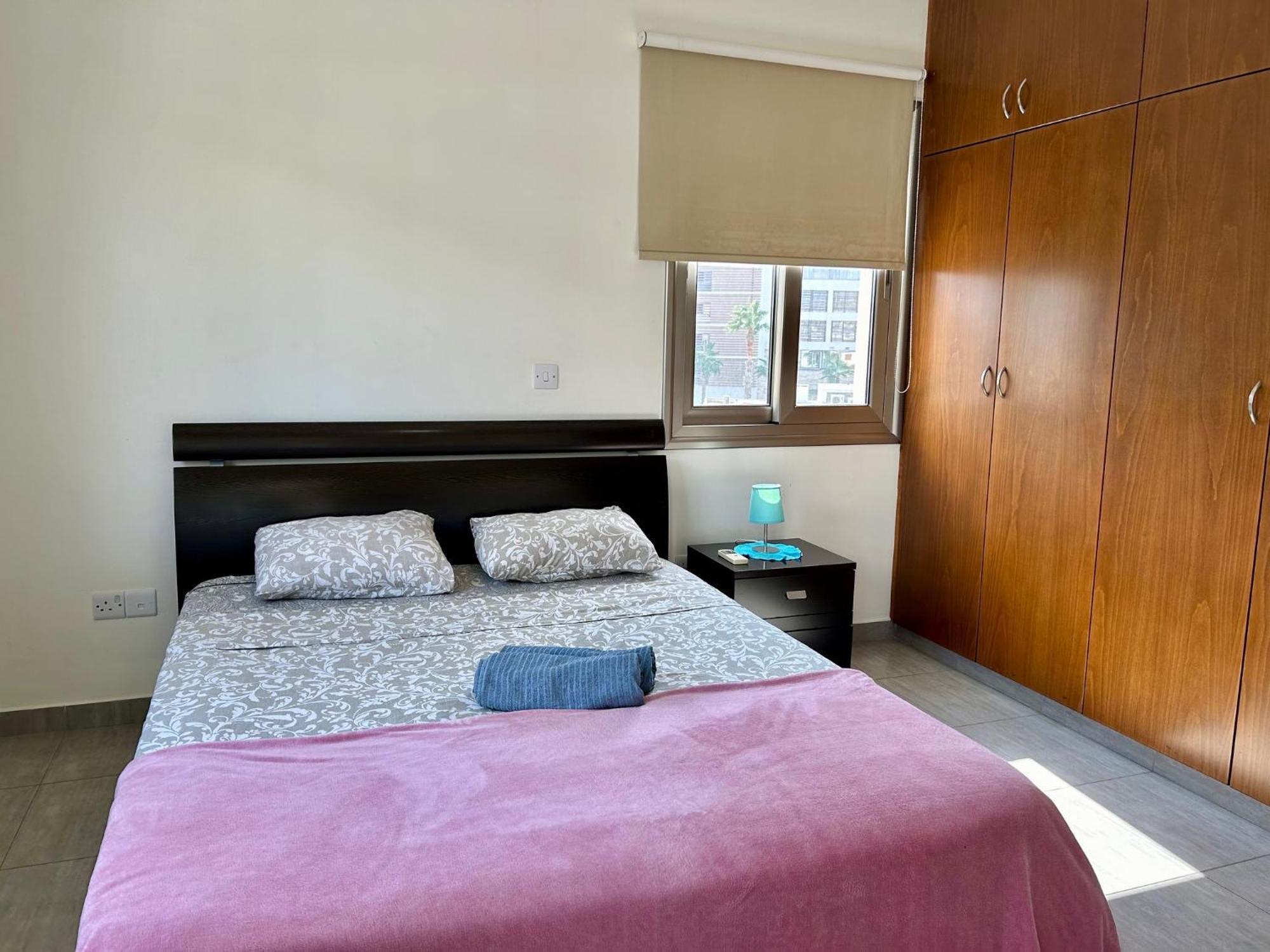Sun Julz Apartments On The Beach Paphos 外观 照片