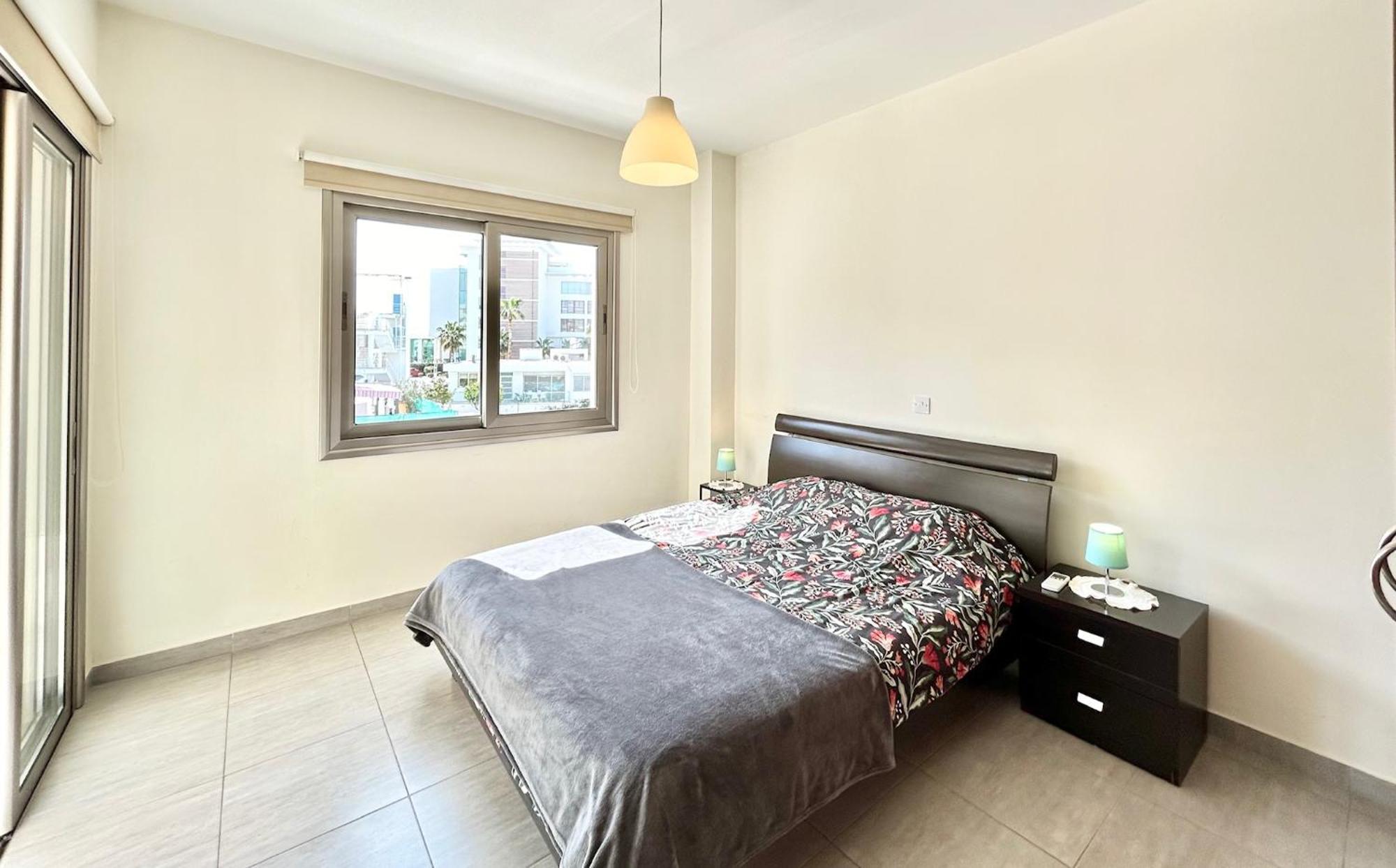 Sun Julz Apartments On The Beach Paphos 外观 照片